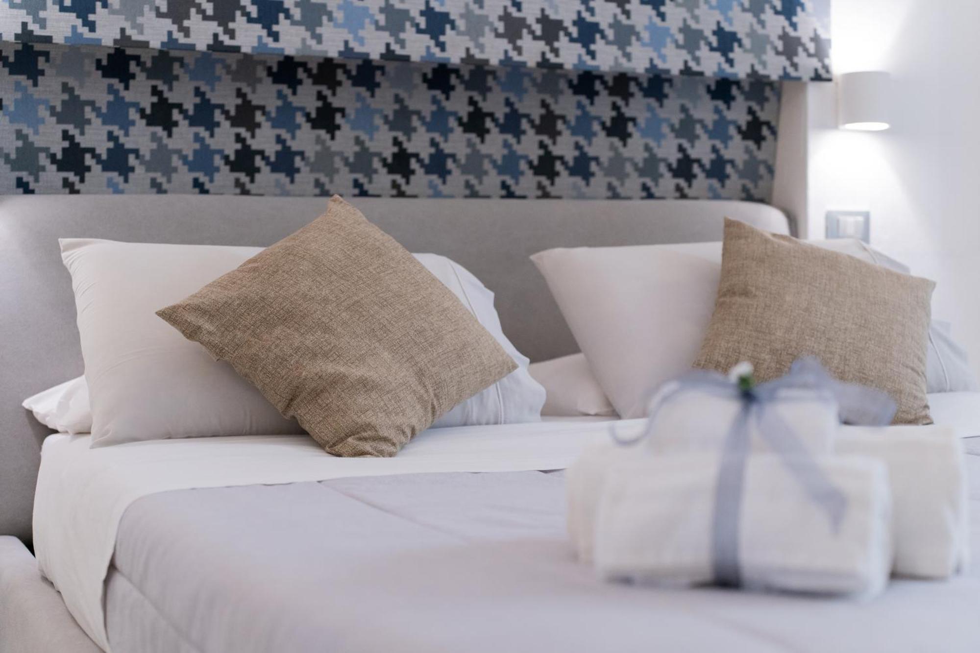 Dimora Barocca Luxury Suites Lecce Zewnętrze zdjęcie